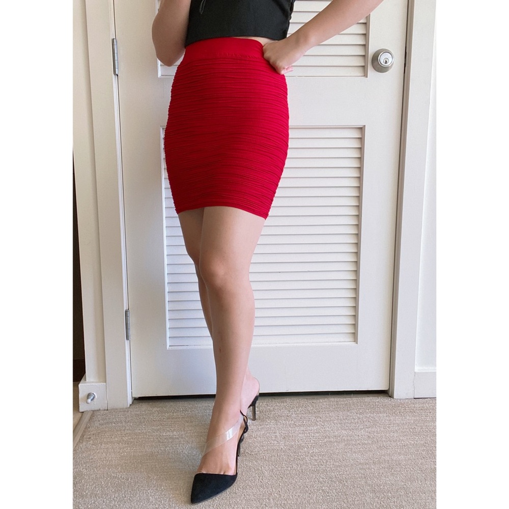 Prime Cut Red Skirt